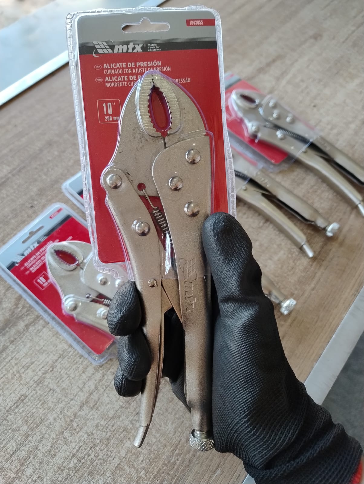 Alicate de Pressão 10" MTX – Segurança, Força e Precisão para você Profissional
