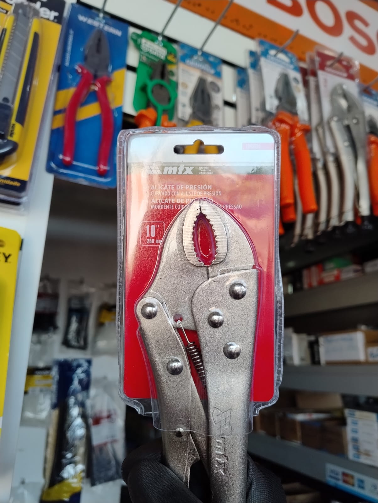 Alicate de Pressão 10" MTX – Segurança, Força e  Precisão para você Profissional